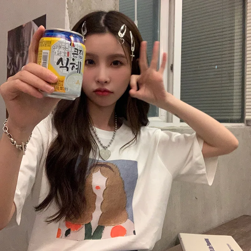 

Women's Oversized Short Sleeve Goth T-Shirts Korean Students Loose Urban Basic Anime Haut Female Kawaii Girl Vogue Cute Tshirt