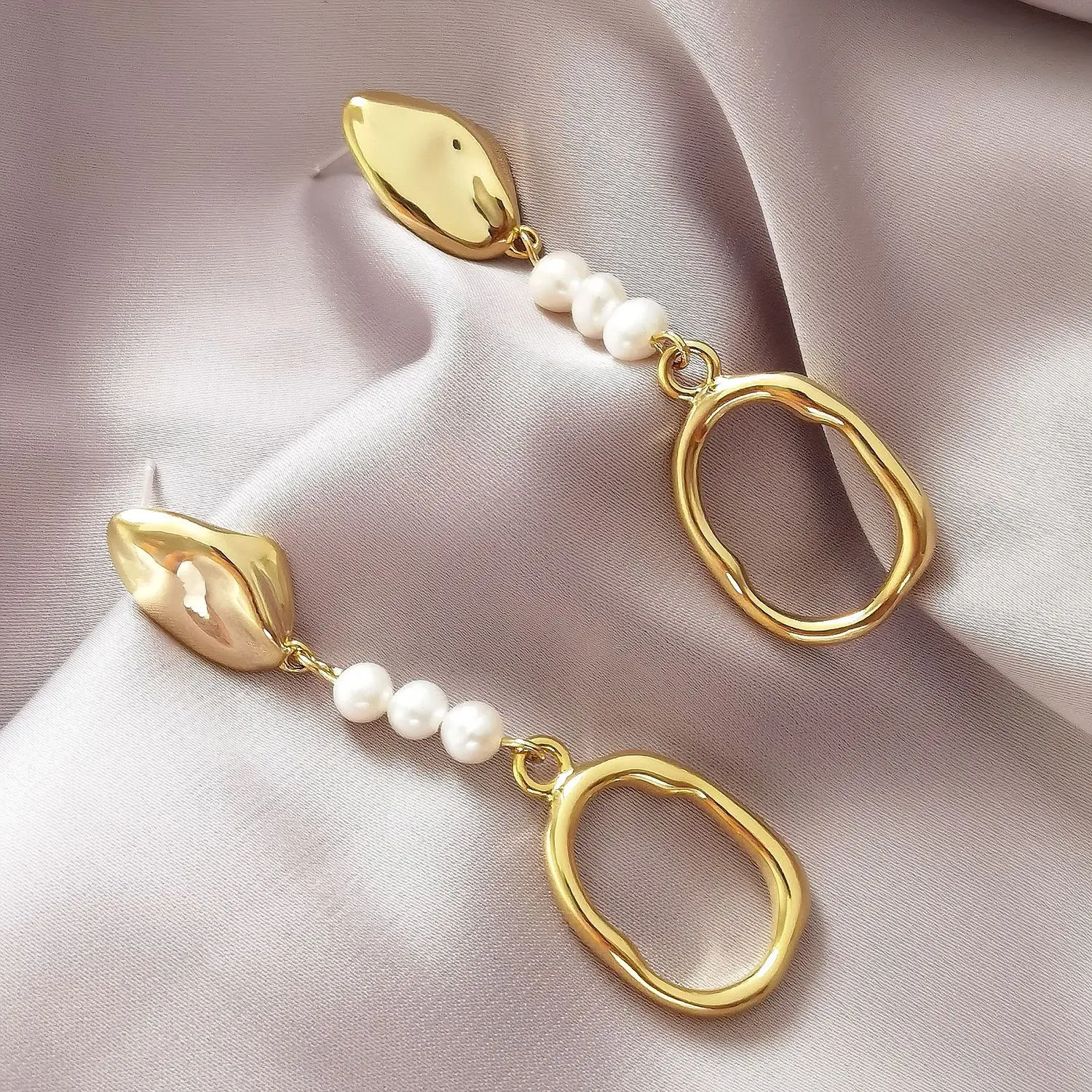 

Женские серьги-гвоздики из серебра 925 пробы, с пресноводным жемчугом