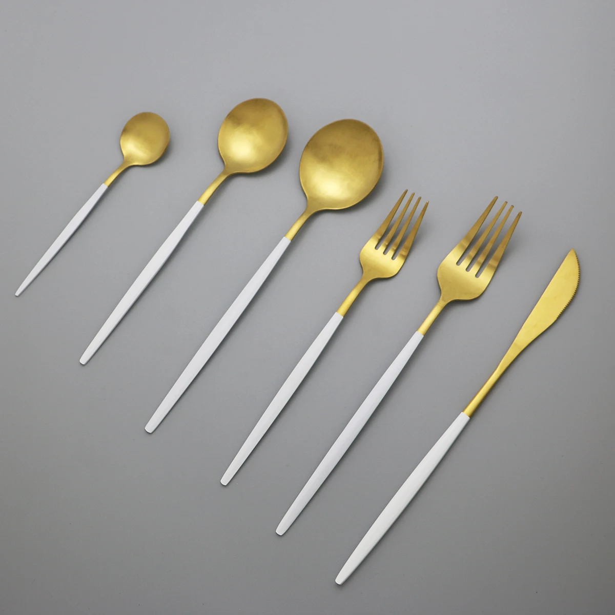 

36pcs Set Steel Dinnerware Fork Knives 304 Stainless Dessert Cutlery Set Rainbow Cutlery Set Dinner Spoon Silverware Kitchen