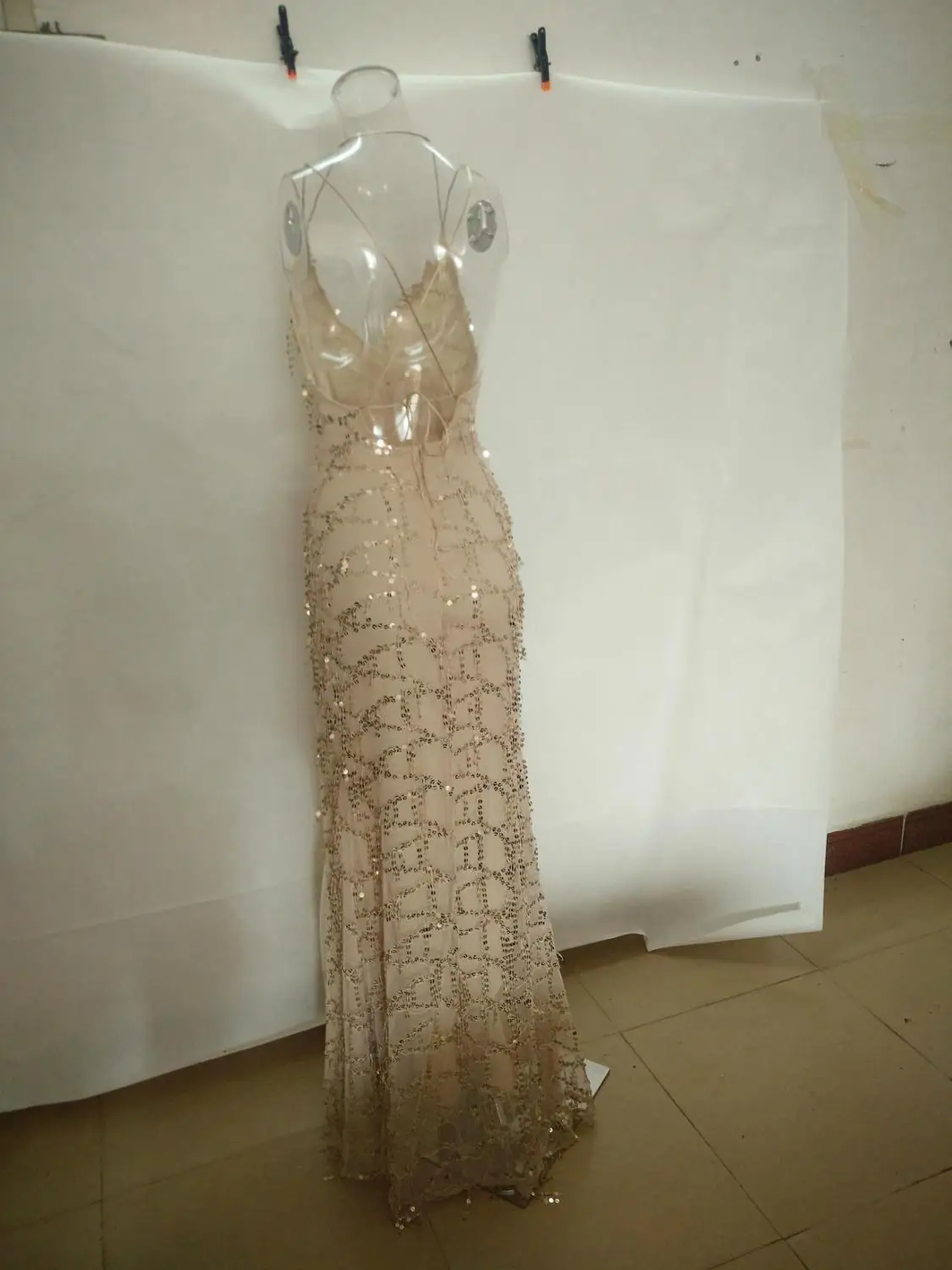 

2020 Europe and the United States new ladies V-neck sexy backless strap sequin dress mopping split dress