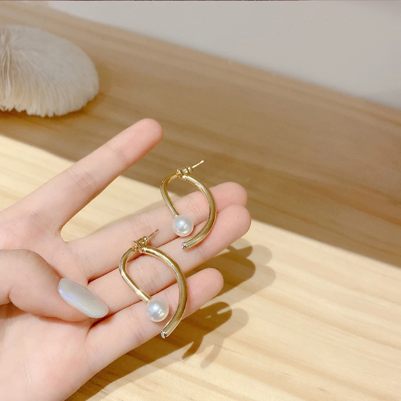 

New Fashion Women's Earrings Simple Delicate Little Pearl Earrings For Women Party Girls Jewelry Gifts
