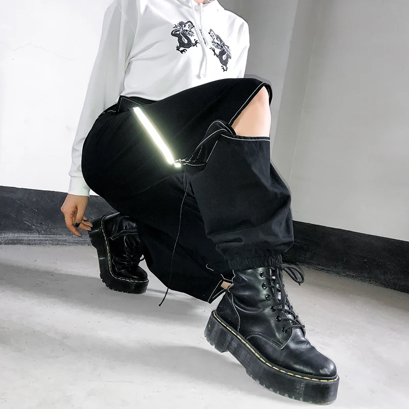 HEYounGIRL черный Высокая талия женские брюки-карго Harajuku в стиле «хип-хоп» женские спортивные брюки со шнуровкой Светоотражающие впитывает пот и Штаны женская уличная