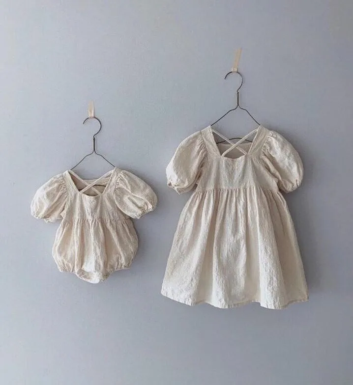 2020 Ins Japanese and Korean Summer Girls' Geometric Pleated Cotton Linen Cross Leisure Short Sleeves Princess Dress | Мать и ребенок