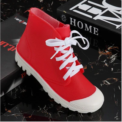 Сезон весна осень Низкие непромокаемые сапоги для взрослых на ремешке