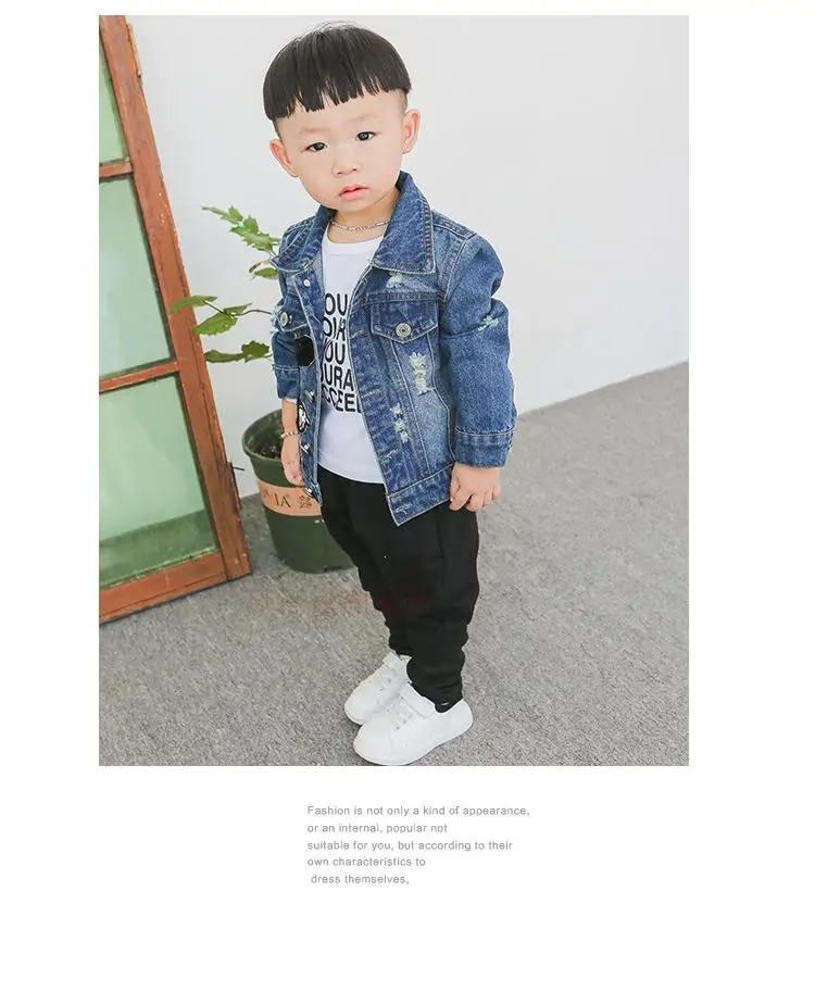 Джинсовая куртка для мальчиков и девочек джинсовая с рисунком Микки Мауса рваный