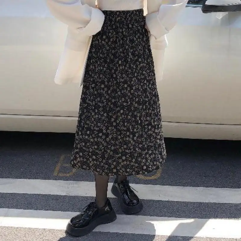 

2021 Spring Autumn New Korean Retro Floral Pleated Skirt Elastic High Waist Slim Casual Women A-line Long Skirt Free Shipping