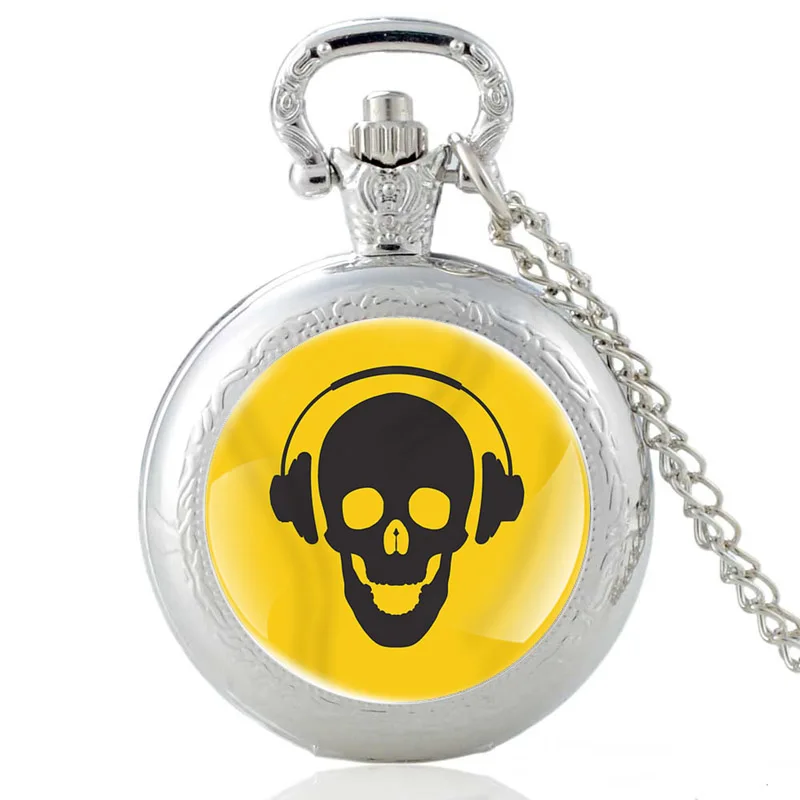 Кварцевые карманные часы с изображением скелета прослушивания музыки