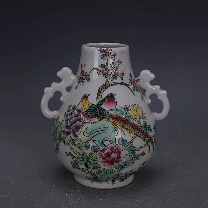 Цилиндрическая ваза Qing Ju Ren Tang с пастельным рисунком цветов и птиц коллекционные