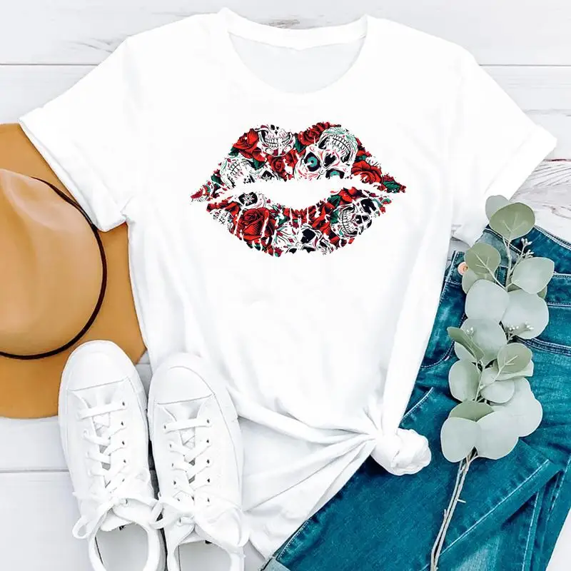 

Женская летняя футболка с коротким рукавом и принтом черепа