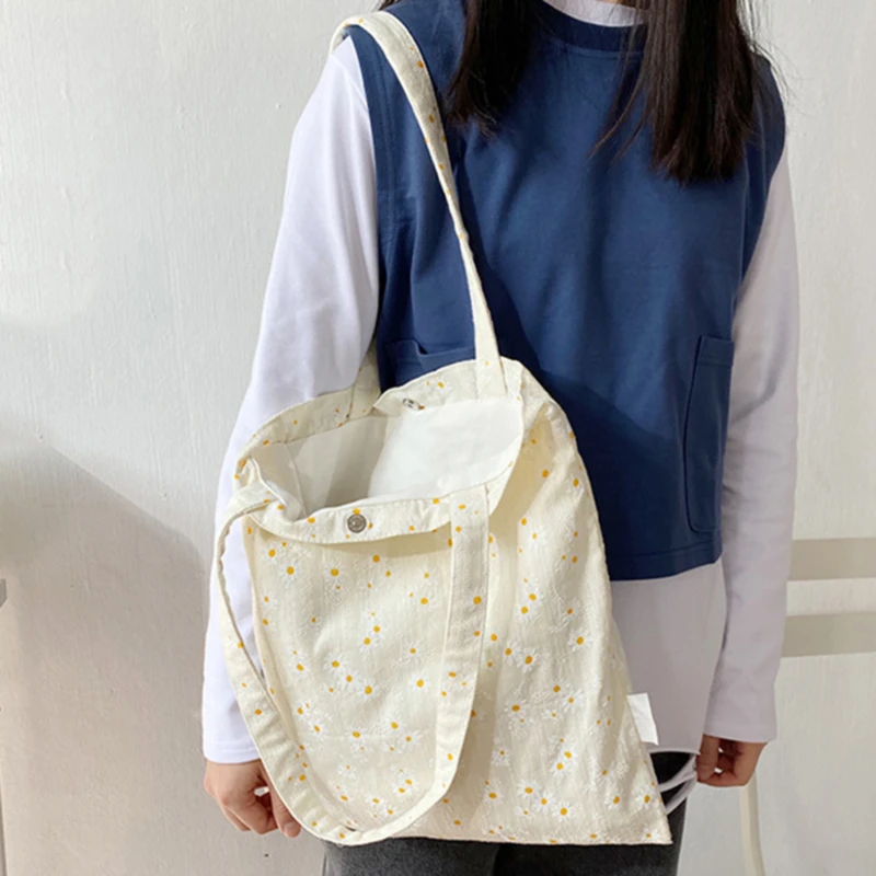 

Daisy Handbag Women Large Canvas Fresh Printing Shoulder Bag Shopping Bag Hand Printed Bag Daisy