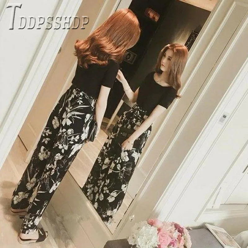 

2019 Summer New Women Sets Black T Shirt And Floral Pants Female Sets
