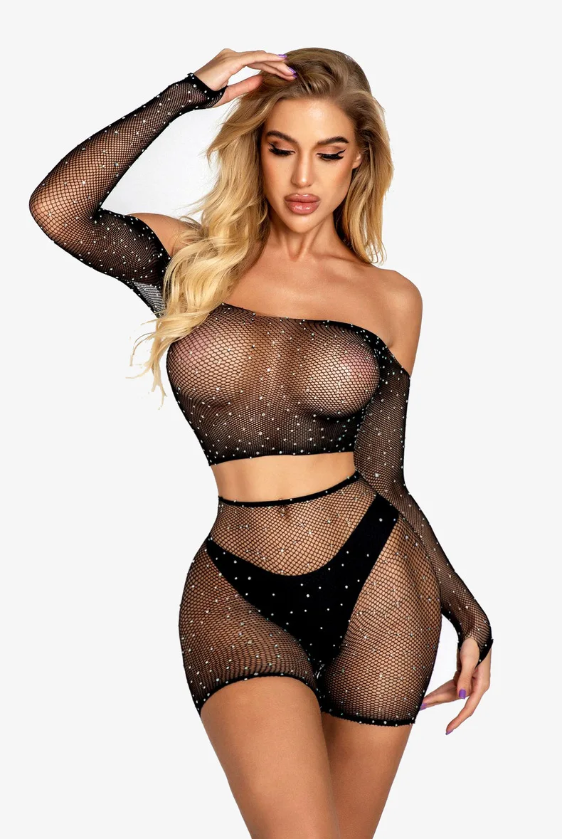 

2021 2 Piece Set Long Sleeve Off The Shoulder Crop Top And Shorts Diamonds Mesh Two Piece Set Women Fall New Sexy Club Outfits