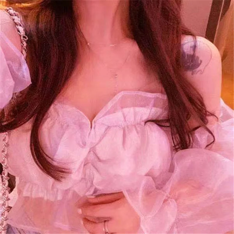 Camiseta de manga larga ajustada con hombros descubiertos para mujer, top corto sexy de gasa para mujer 2021