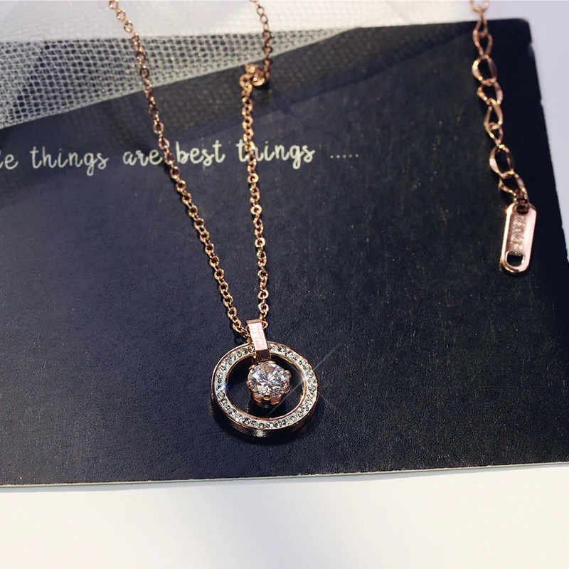 rose gold Yun ruo класса люкс проложить Zircon Цепочки и ожерелья из розового золота Цвет модные Титан Сталь женские подарок ювелирных изделий никогда не увядает Прямая - Окраска металла: rose gold