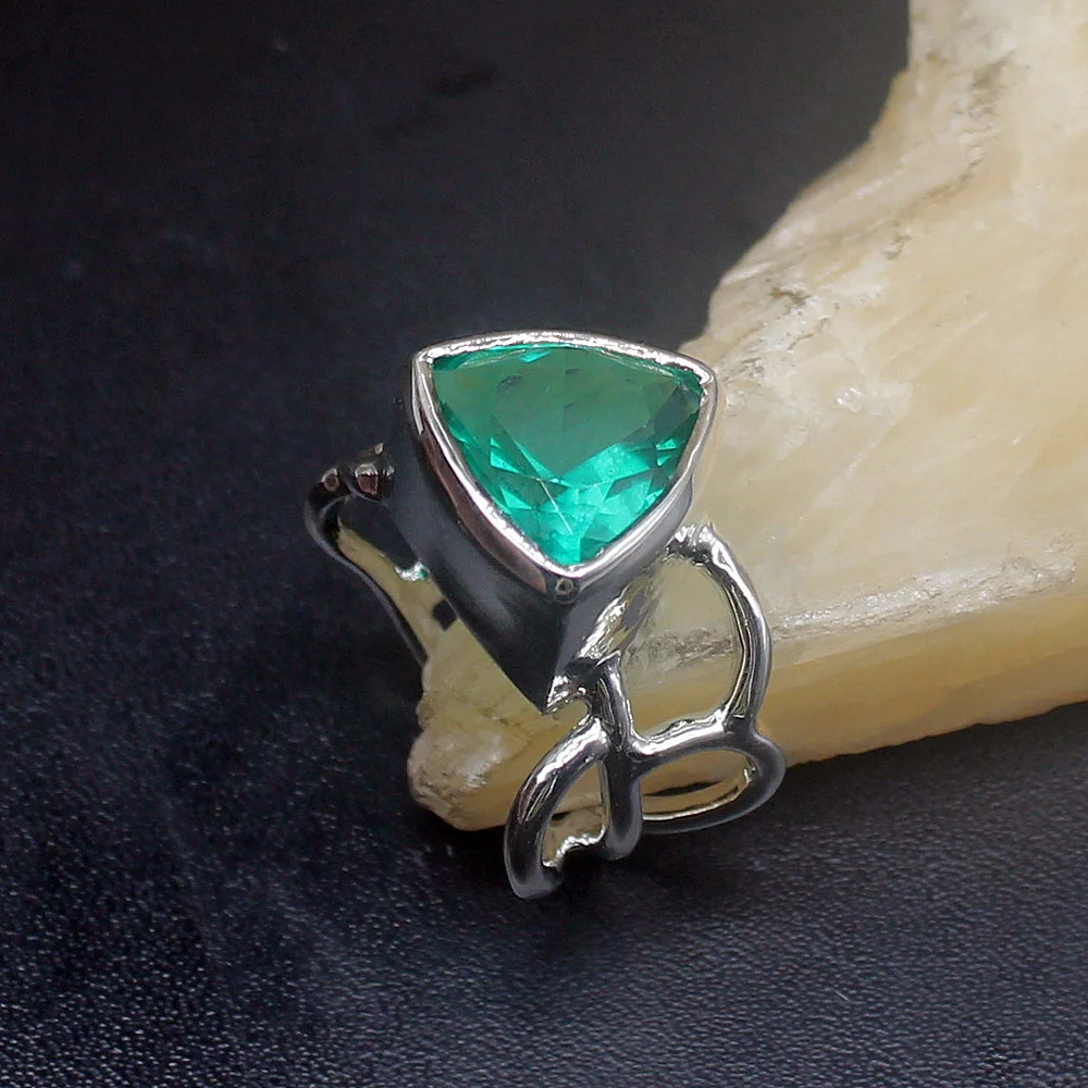 

Gemstonefactory Jewelry Big Promotion Single Unique 925 Silver Amazing Green Topaz Women Men Gifts Band Rings 8# 20212654