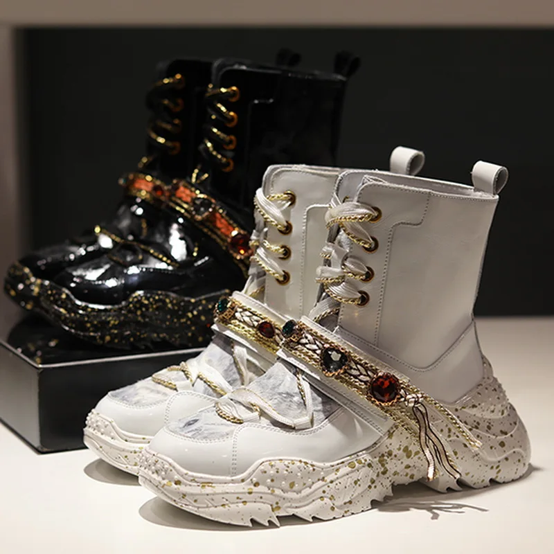 Женские высокие кожаные кроссовки Белые зимние на платформе с украшением из