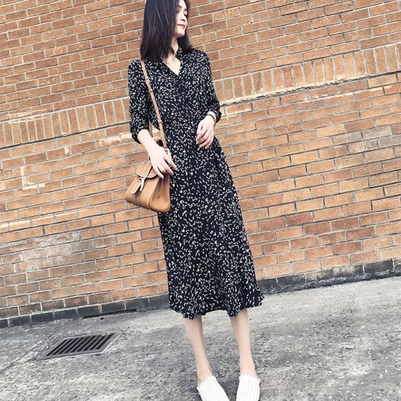 

Spring And Autumn 2020 New Long Printed Chiffon Skirt With Floral Collar And Waistband Shows Slim Long Sleeve Dress