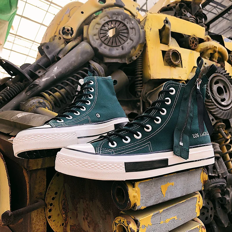 

2020 new Mens High top Canvas Shoes Men Fashion Sneakers Lace-up High Style Solid Colors Man Black Shoes O5-14