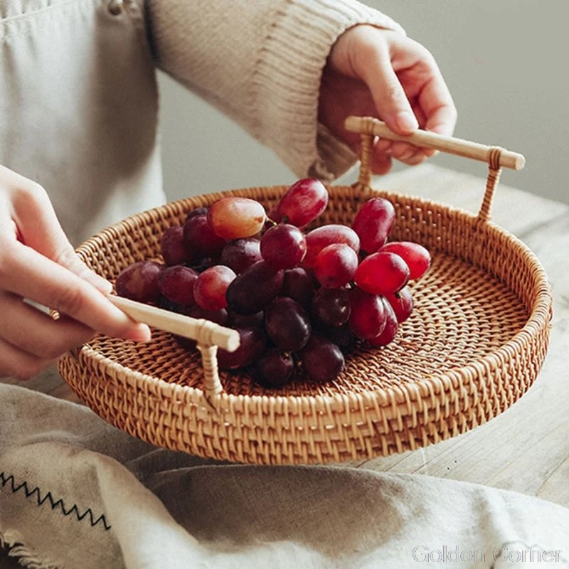 

Round Hand-woven Fruit Storage Basket Rattan Bread Serving Handcrafted Tray Platter with Wooden Handle Classic Au10 20 Dropship