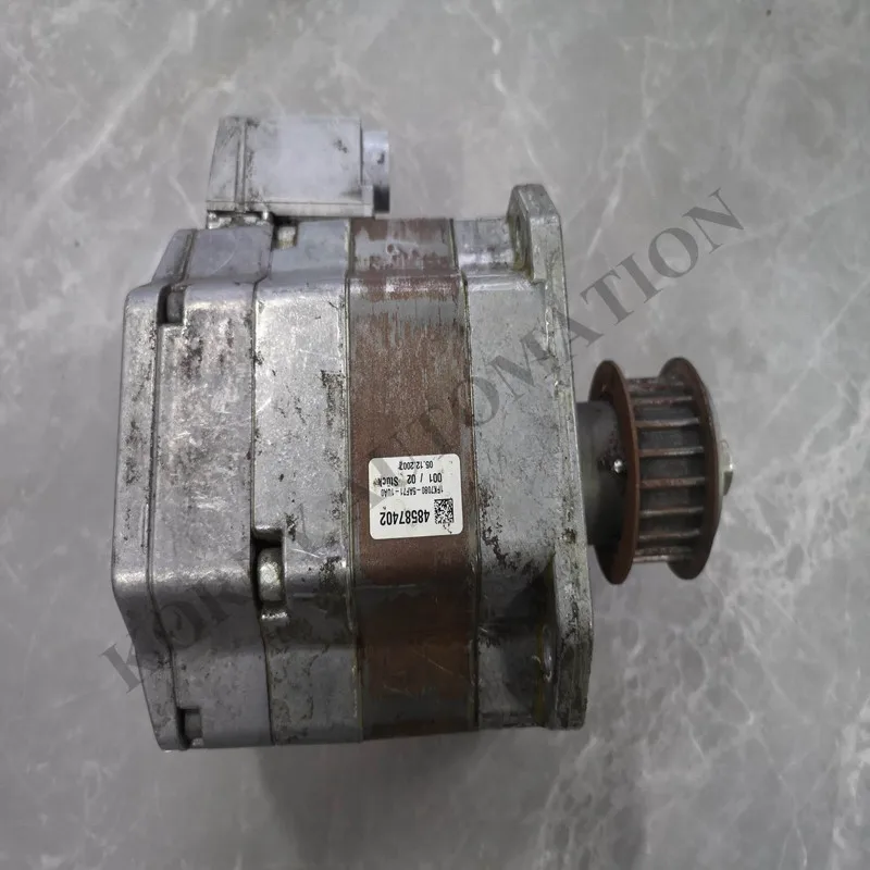 SIEMENS Серводвигатель 1FK7080 5AF71 1UA0 с SMI10 используется в хорошем состоянии|Драйвер