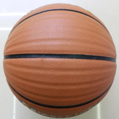 

No. 7 wavy basketball 338 imitating PU basketball middle school students and adults can be customized.