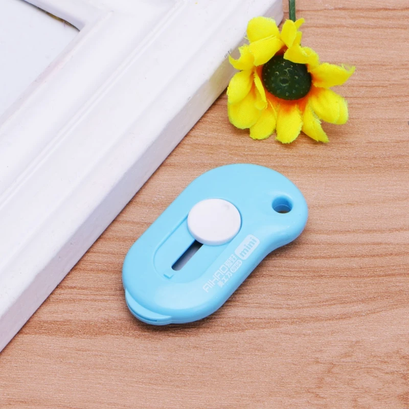 

Cute Solid Color Mini Portable Utility Knife Paper Cutter Office Stationery