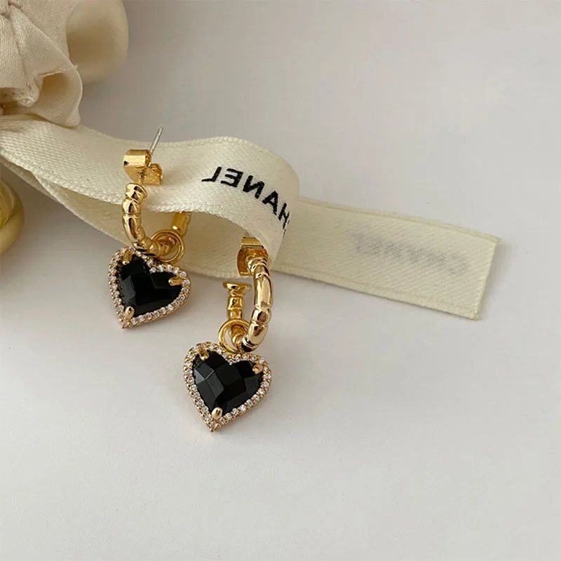 

Romantic Big Black CZ Stone Heart Dangle Earrings for Women V Days Gift Girl Crystal Bridal Brincos Vintage Bijoux 2021
