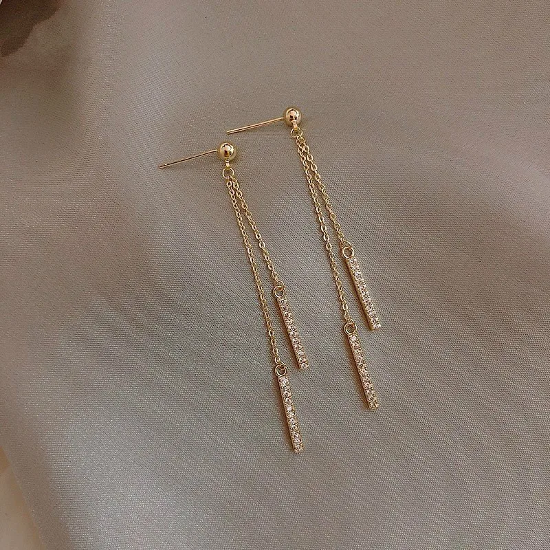 Новое поступление 2019 металлические классические женские висячие серьги с