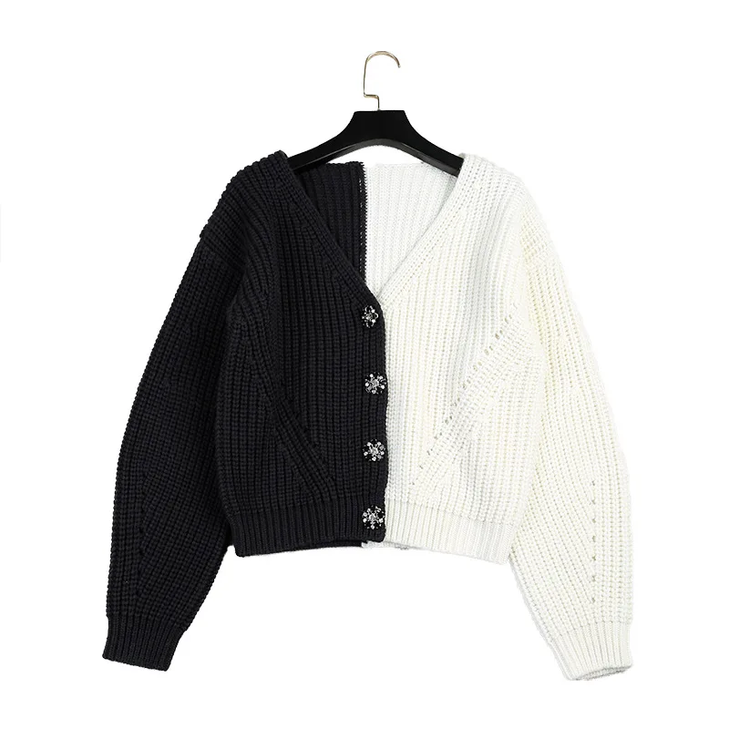 

2021 New Hollow bubble lantern sleeves V-neck black and white contrast color matching rhinestone buttons cardigan sweater coat