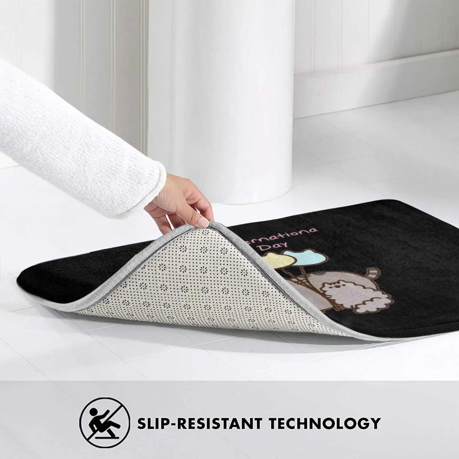 Кошка и ее дочь празднуют Международный день кошки. Мягкие интересные товары для