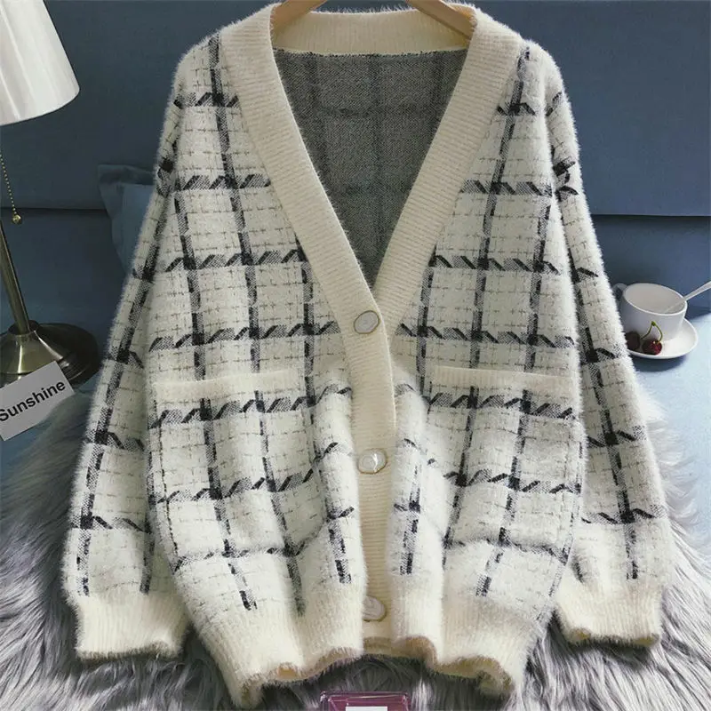 

Knitted cardigan women's sweater autumn and winter loose 2022 fashion new button plaid long-sleeved v-neck top all-match
