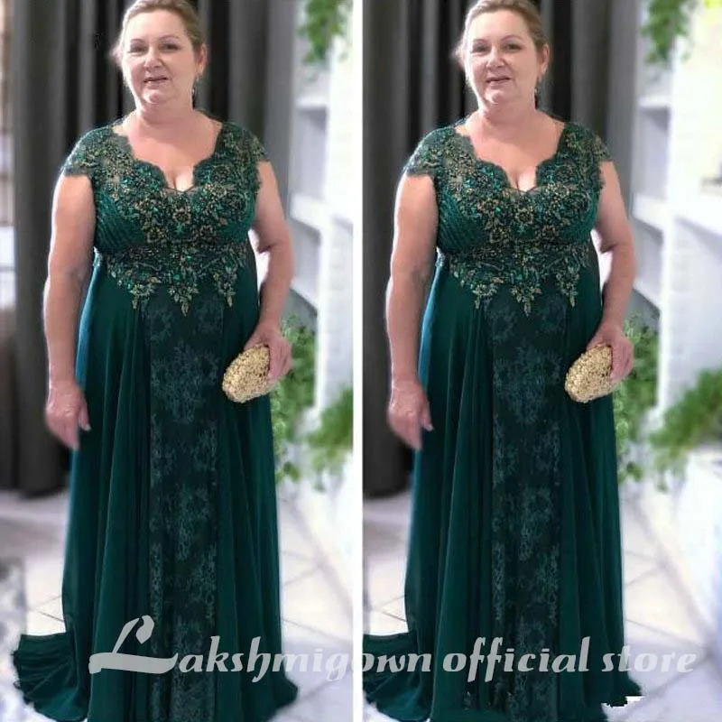 

2020 Hunter Green Plus Size Mother Of Bride Dresses Lace Beaded Crystals Mother Dresses Chiffon Formal Evening Party Gowns