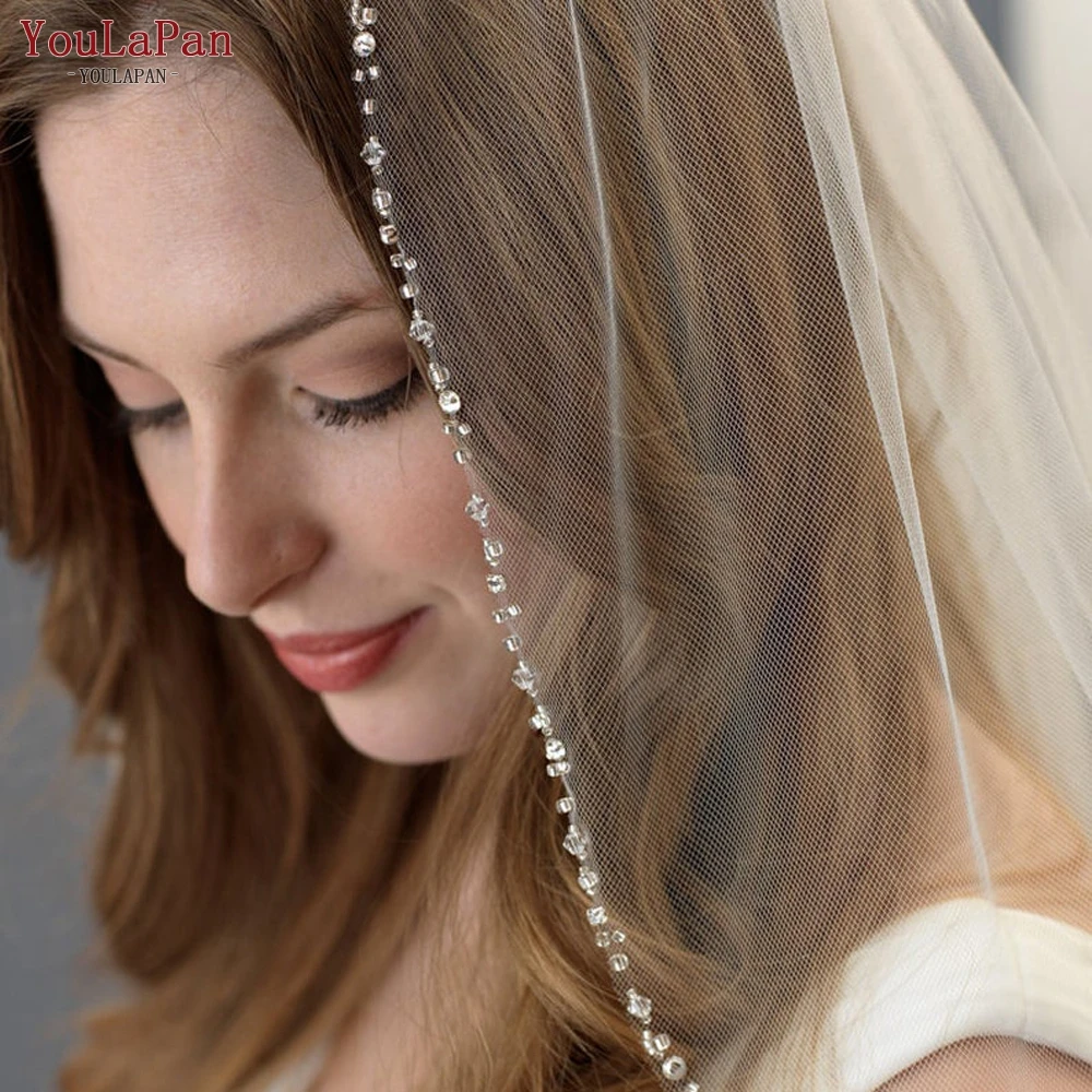 YouLaPan V31 Wedding Veil with Crystal Edge Bridal Veils Wedding Crystal Organza Beaded Sparkly Veil Short Veil with Comb