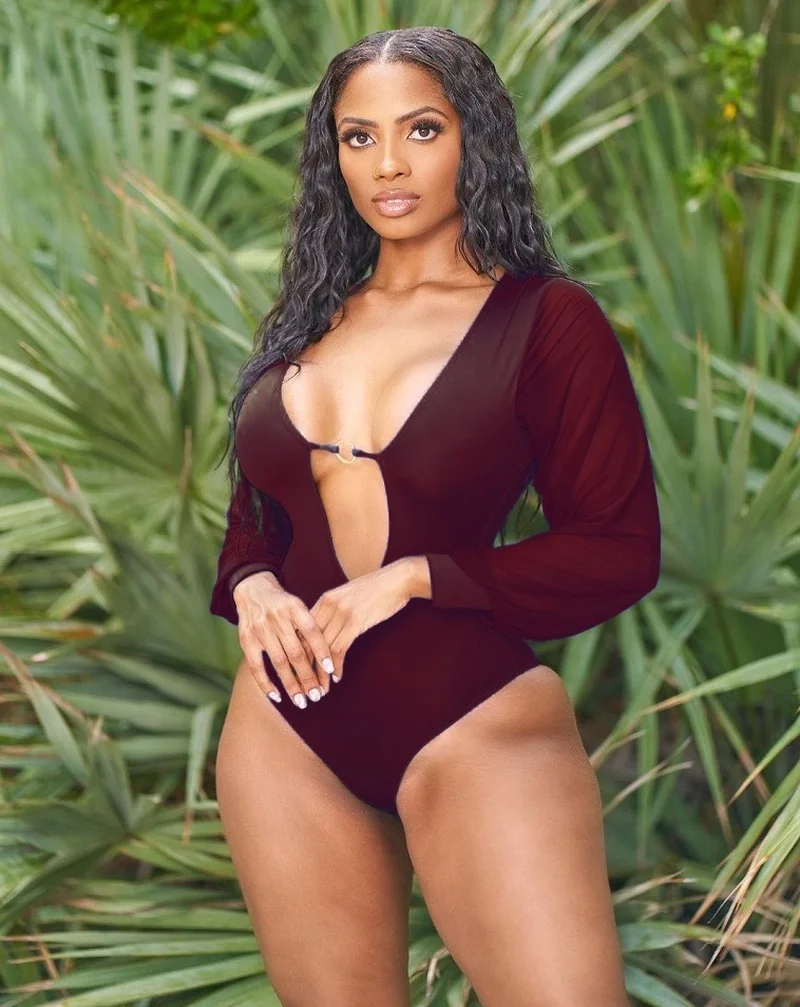 

Соблазнительный сплошной купальник с глубоким V-образным вырезом, женский сплошной купальник 2021, монокини с сетчатыми вставками и длинными ...