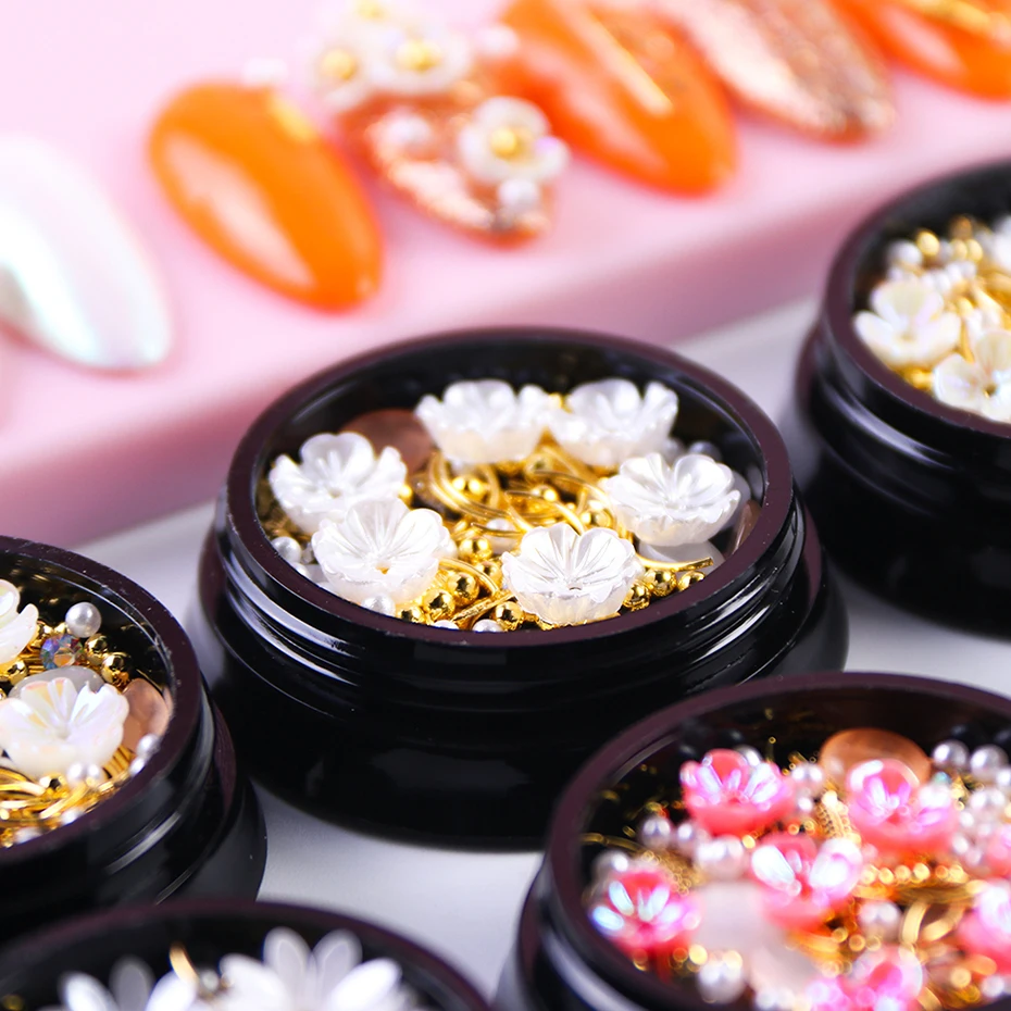 1 коробка Стразы для ногтей Белый AB корпус резные цветы смешанный жемчуг золотой