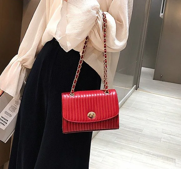 Роскошная женская сумка модная брендовая дизайнерская через плечо клетчатая