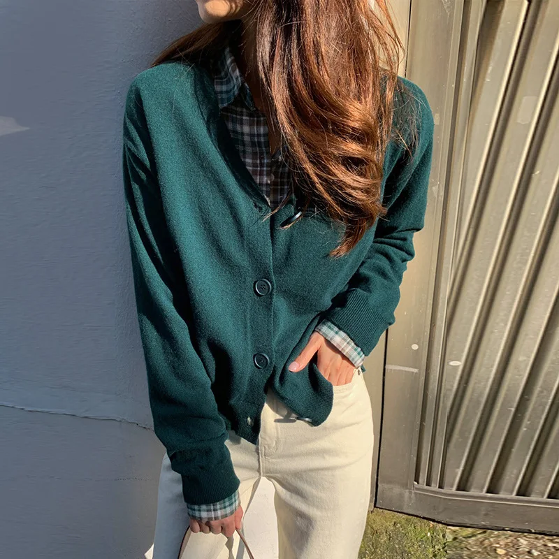 

Korean Style Ladies Loose V-neck Knitted Cardigan Sweater Female Angolan Velvet Long Sleeve Solid Color Women Fashion Wholesale