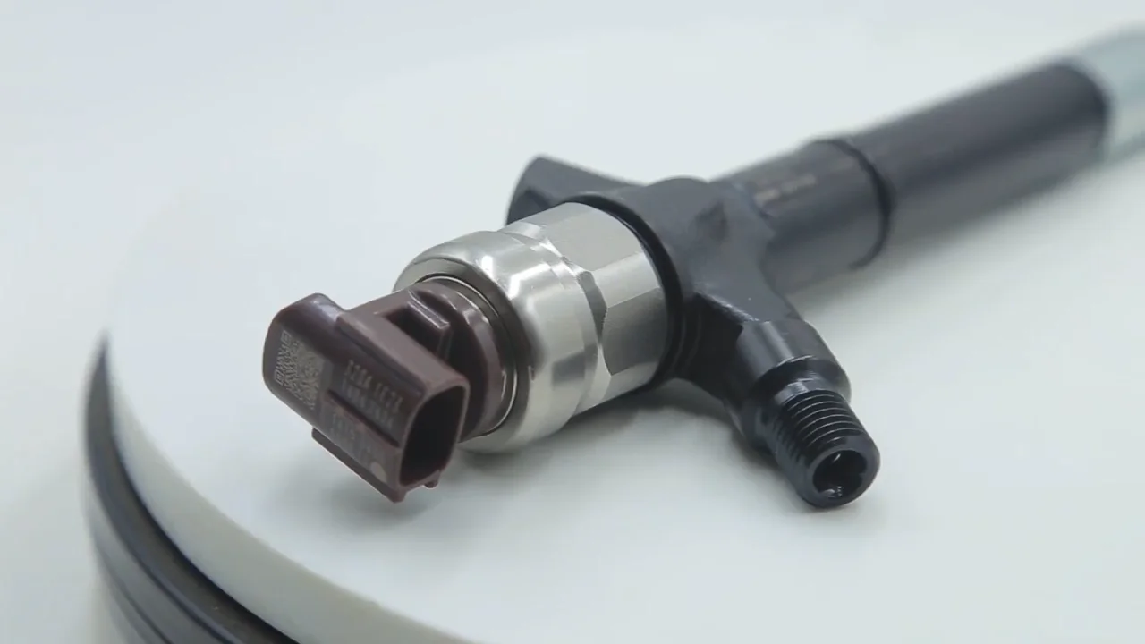 

Genuine diesel injector 338004A700 for Hyundai Starex H1 Grands 2012 new original common rail injector 338004A700 28236381