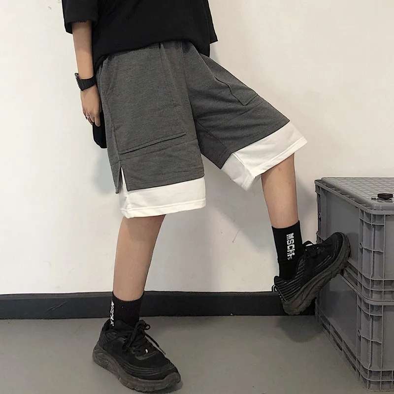 

20SS Men Casual Shorts Beach Harajuku Stitching Pocket Gothic Loose Oversize Outdoor Street Wear Male Shorts High Street Hip Hop
