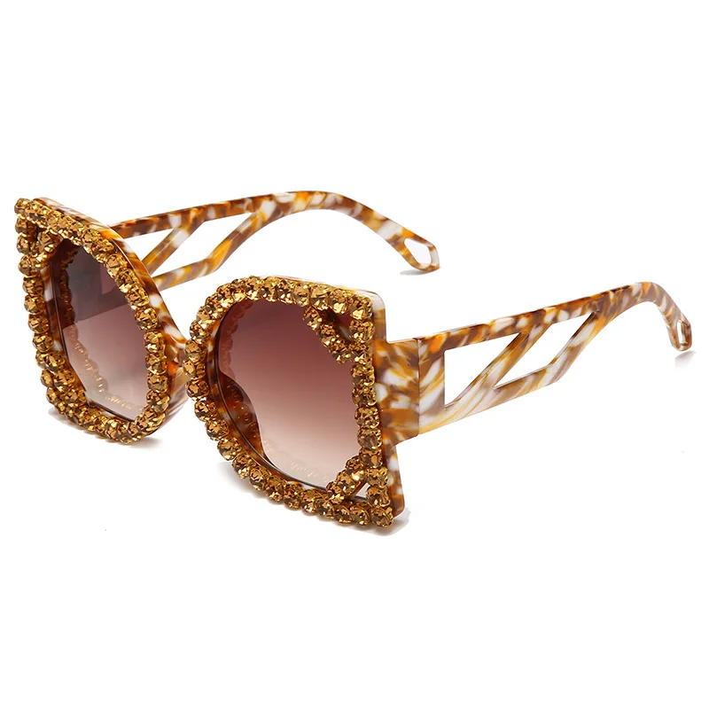 

2021 Luxury Diamond-studded Sunglasses Fashion D-shaped Big Frame Sun glasses Female Diamond Gorgeous Sunglass