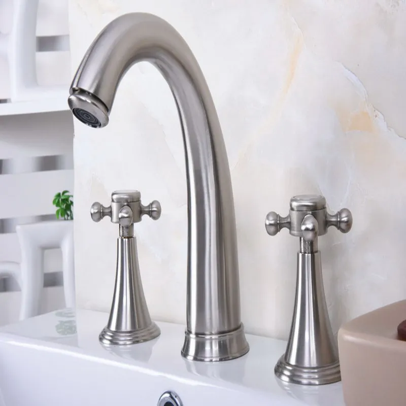 

Deck Mounted 3 Holes Bath Tub Mixer Tap Brushed Nickel Brass Widespread 2 Handles bathroom basin Faucet abn017