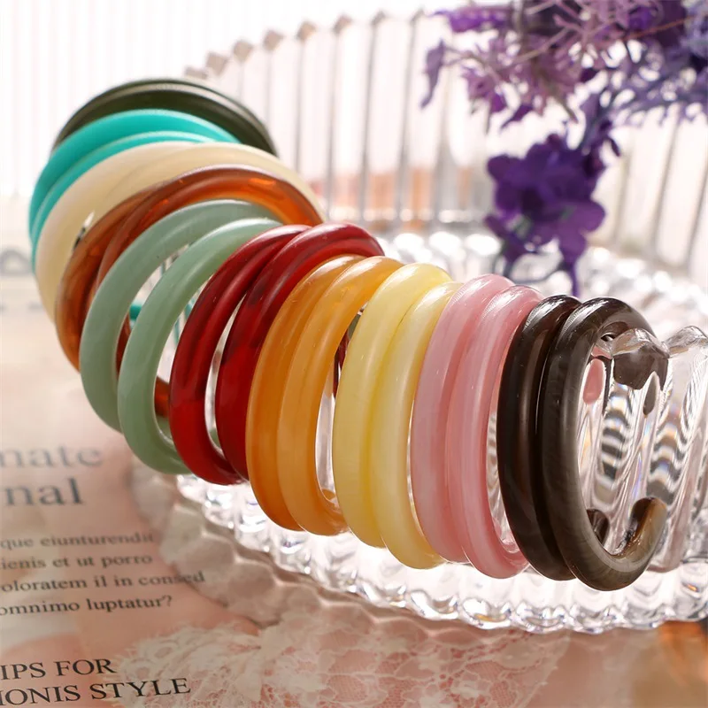 

New Korea Round C Oversize Colorful Acrylic Hoop Earrings For Women Vintage Circle Hoops Loop Earring Fashion Jewelry Party Gift