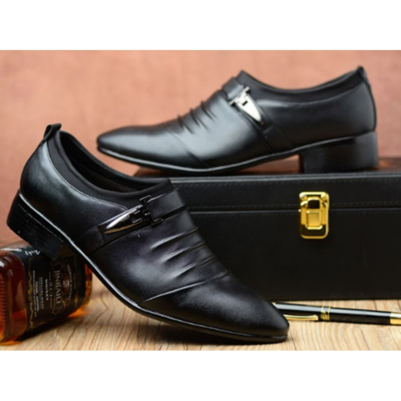 Новинка 2020 года Мужская модная обувь в британском стиле с острым носком