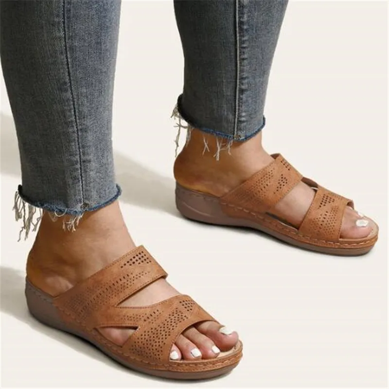 

Large size women's slippers summer new chain women sandals fashion platform slides casual breathable womens shoes thick bottom