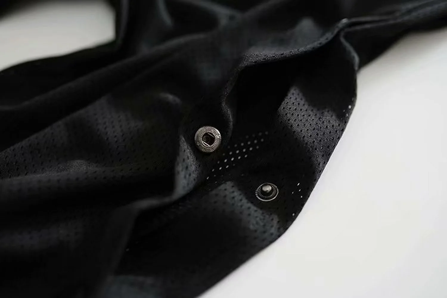 Брюки султанки женские длинные на пуговицах с разрезами по бокам свободные штаны