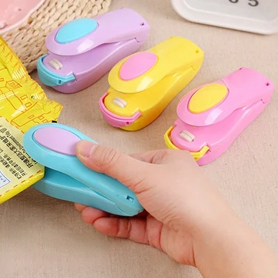 

Mini Portable Food Clip Heat Sealing Machine Sealer Home Snack Bag Sealer Kitchen Utensils Gadget Kitchen Accessories Tools