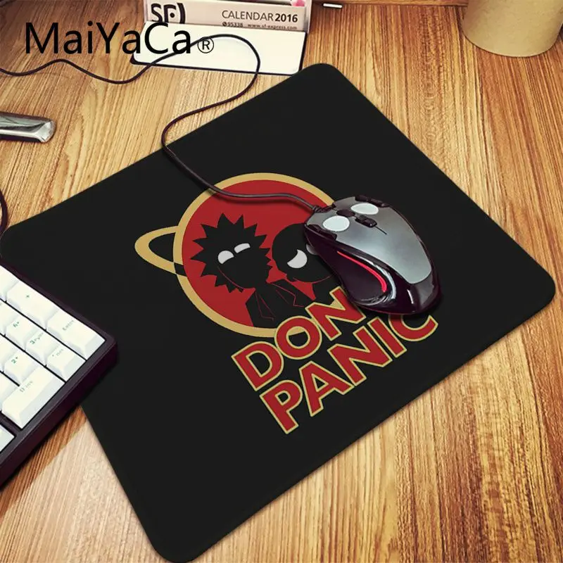 Lock Edge 18x22cm Maiyaca Рик и Морти резиновый коврик для мыши игровой коврик для мыши настольная клавиатура Аниме Коврик для мыши геймер скоростная Версия Настольный коврик - Цвет: Lock Edge 18x22cm