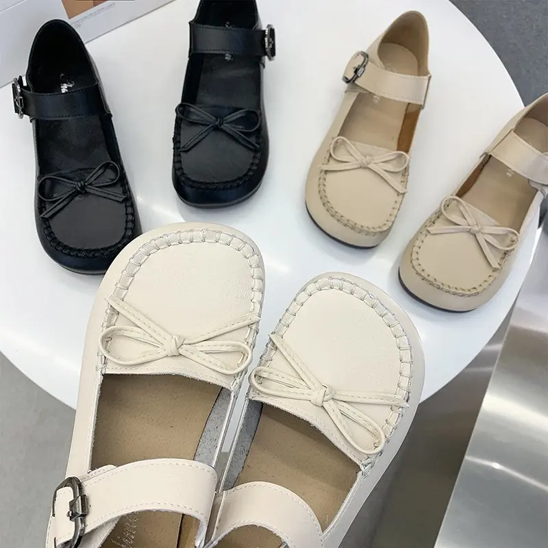 

spring and autumn women's shoes soft sole all-match one-step lazy retro peas comfortable and light mother driving shoes women