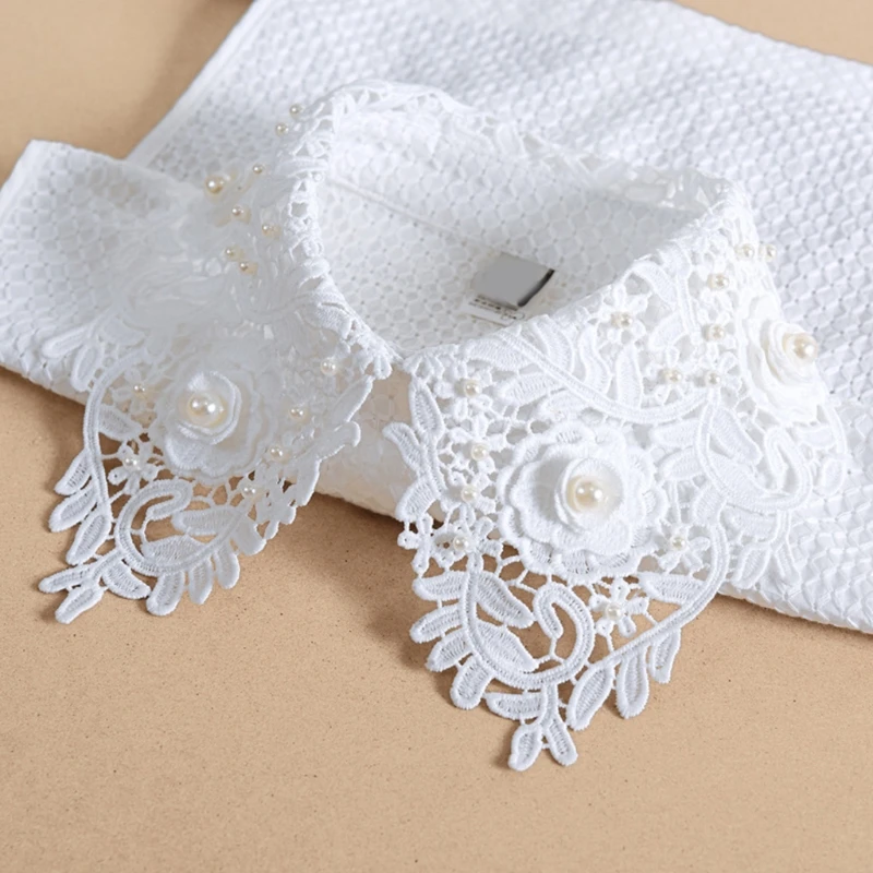 

Women Elegant Faux Pearl Floral Lace Lapel False Collar Plaid Jacquard Detachable Half Shirt Blouse Decorative Dickey