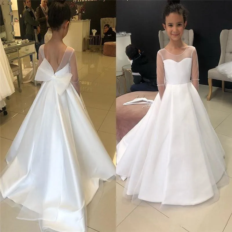 

Белый сатин платье с цветочным узором для девочек на свадьбу с бантом Иллюзия одежда с длинным рукавом воротник Sheer Jewel для первого причастия; Платья Vestidos